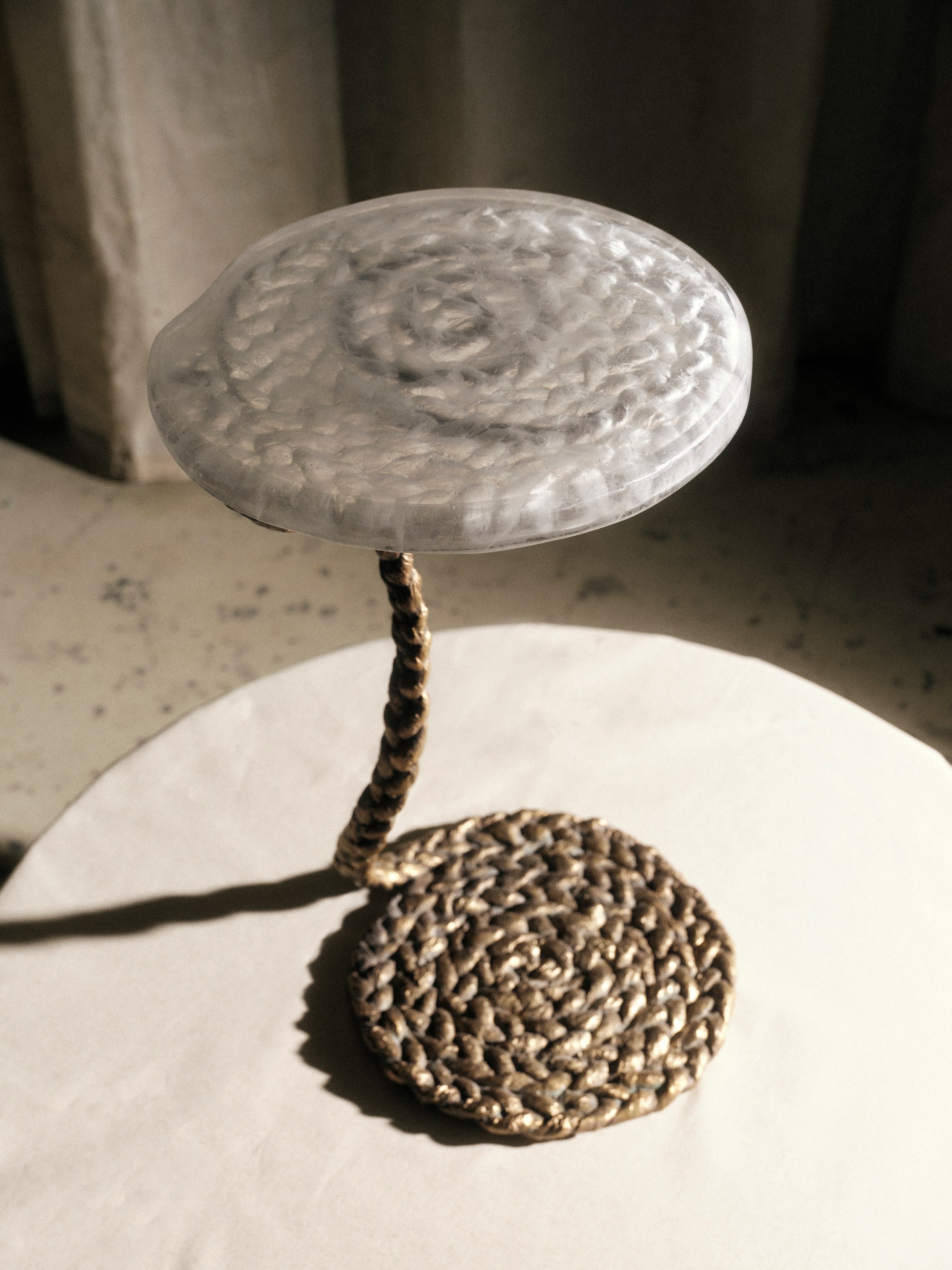 Des Tresses - Pedestal table