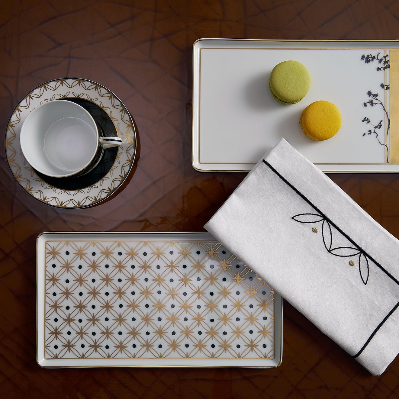Kyoto - Big rectangular plate Gold Star