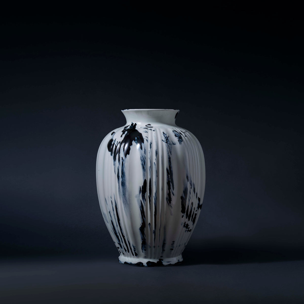 Vase One Minute Delft Black N°2, Marcel Wanders pour PINTO