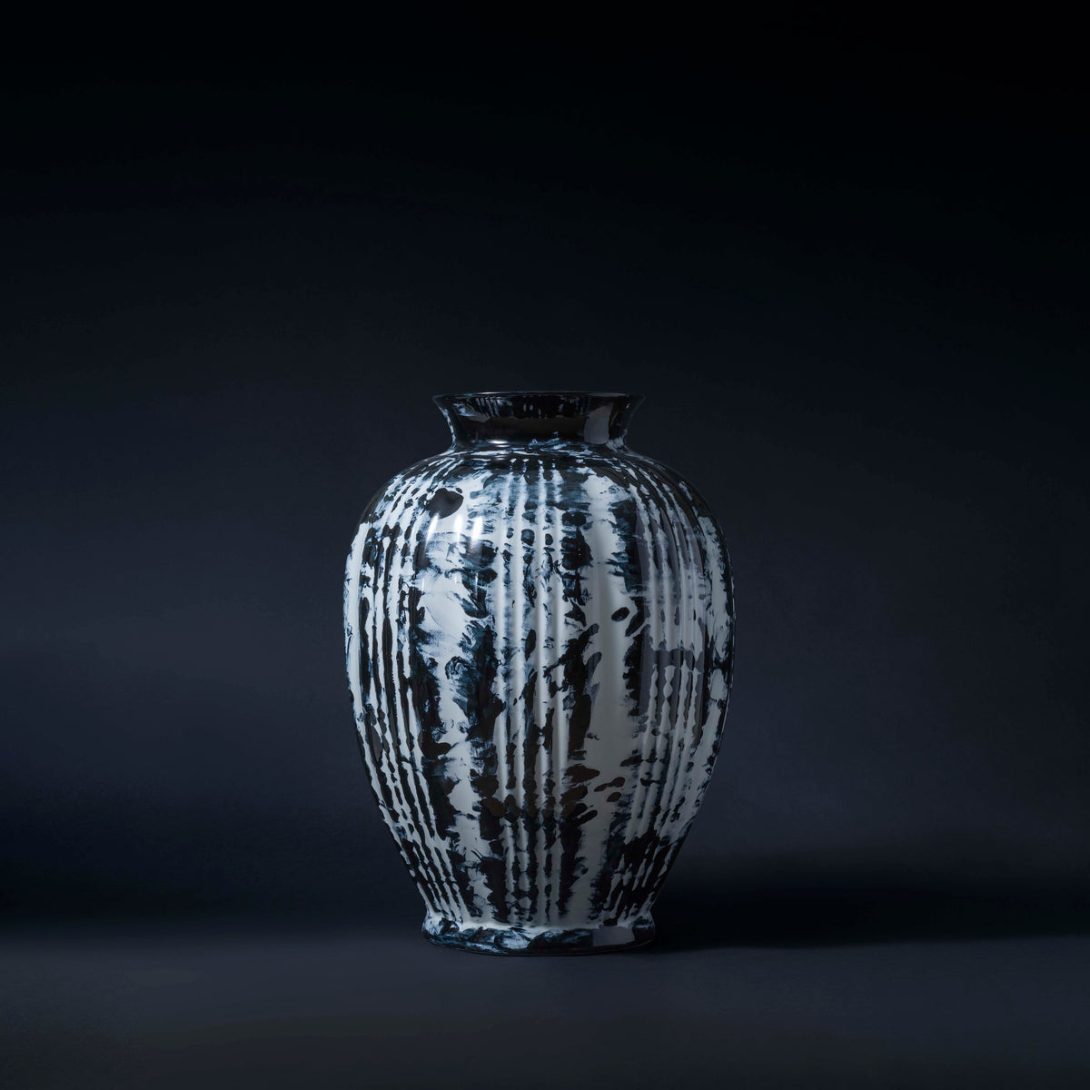 Vase One Minute Delft Black N°4, Marcel Wanders pour PINTO