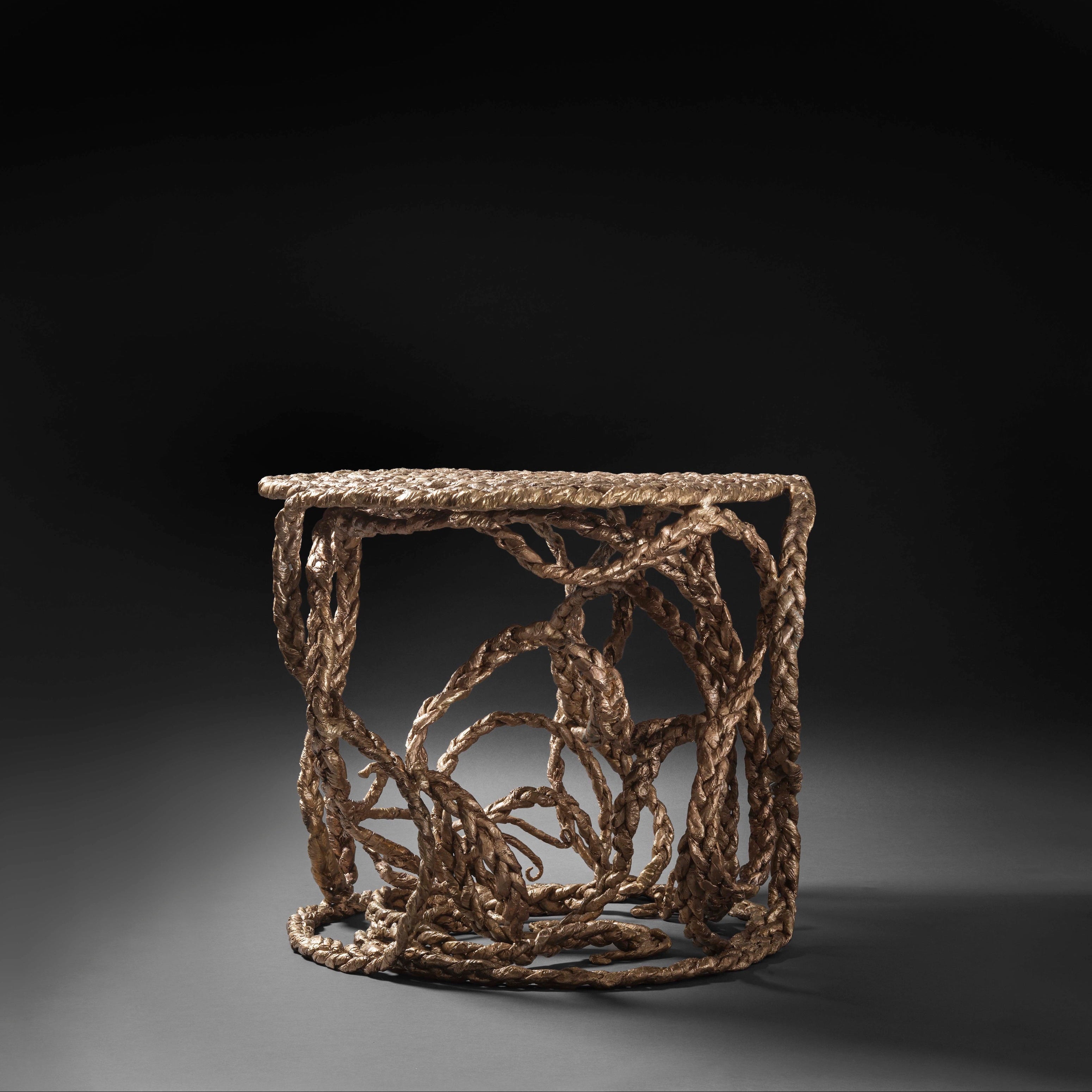 Des Tresses - Complicated Table