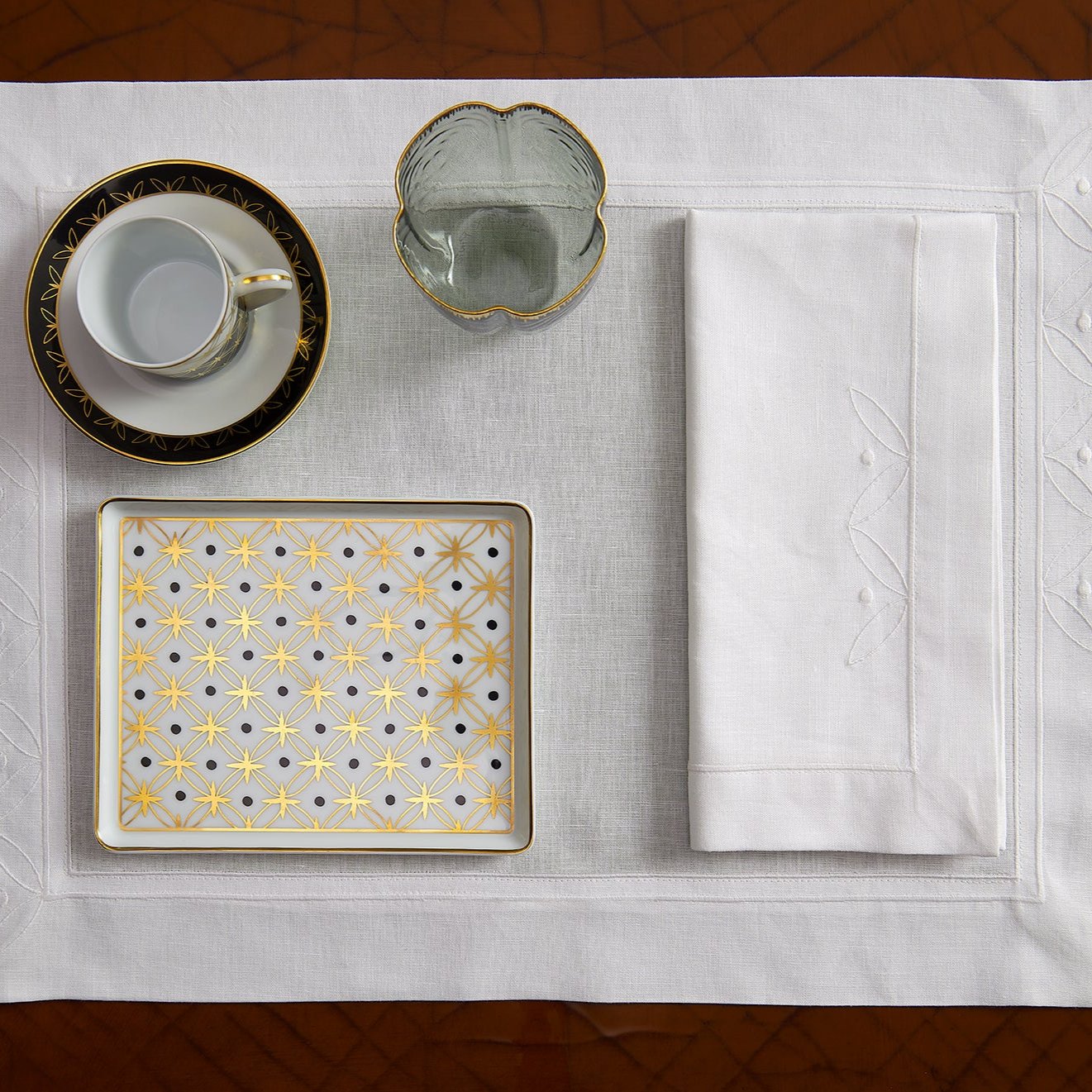 Kyoto - Petite assiette rectangulaire étoile or