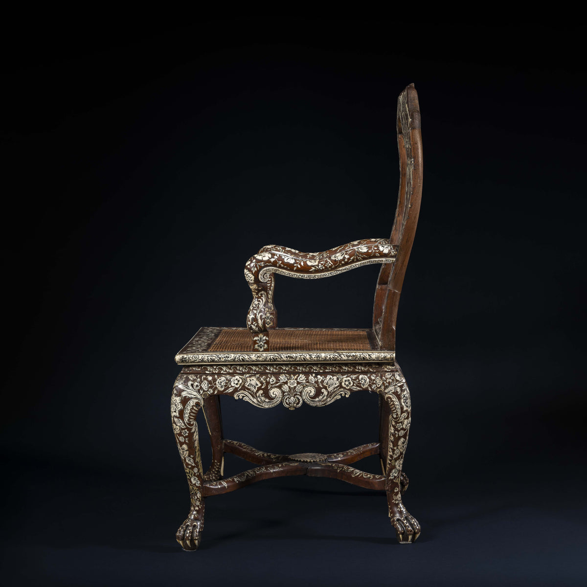 Travail anglo-indien, Vizagapatam, Spectaculaire et rare fauteuil