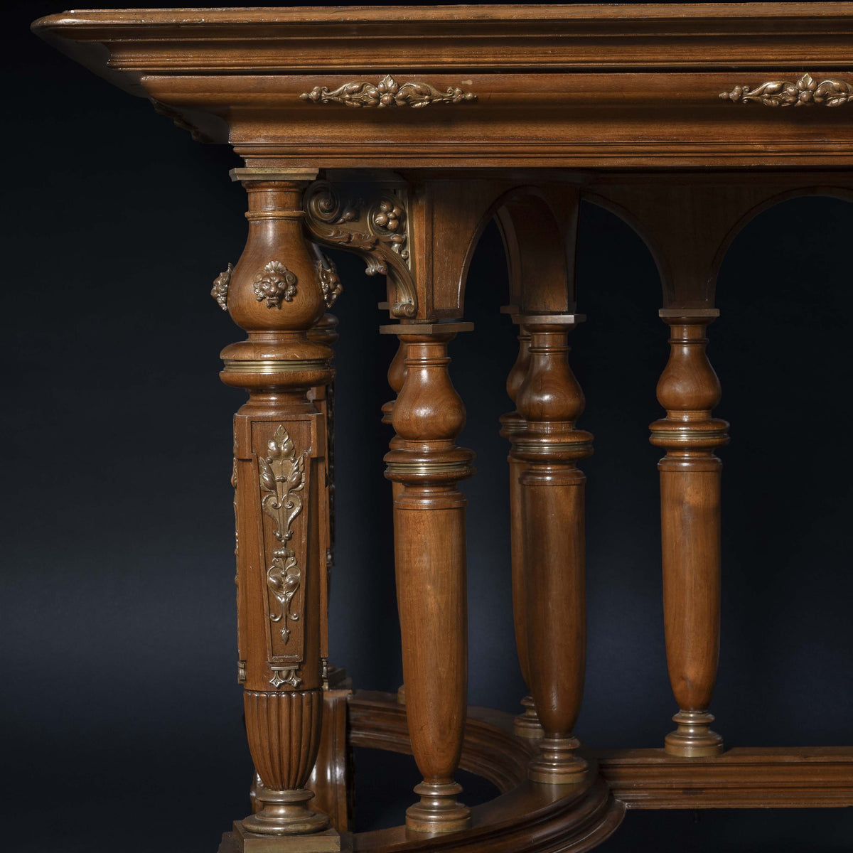 Édouard Lièvre (1829-1886), Importante table de style Renaissance, pièce unique