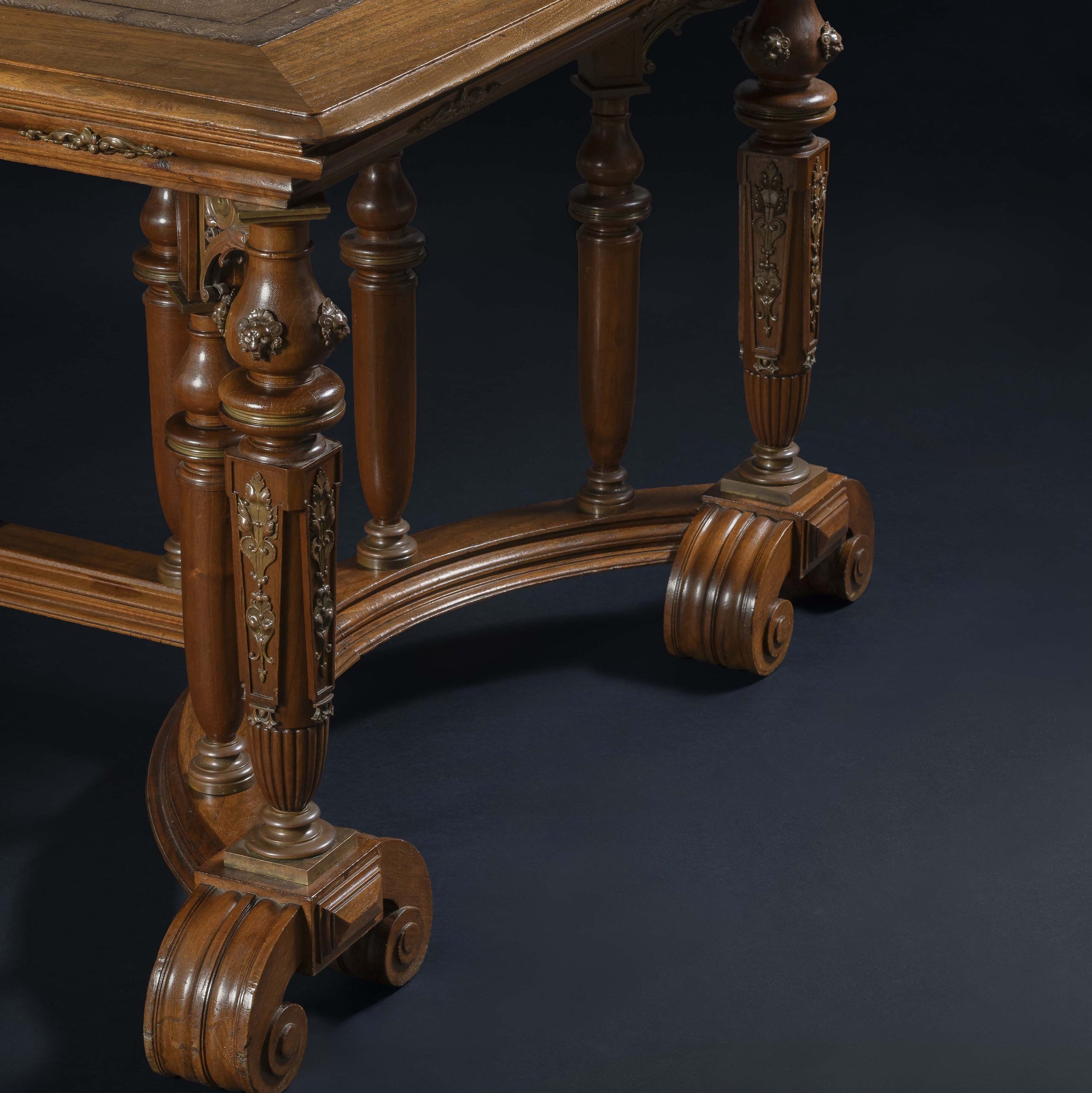 Édouard Lièvre (1829-1886), Importante table de style Renaissance, pièce unique