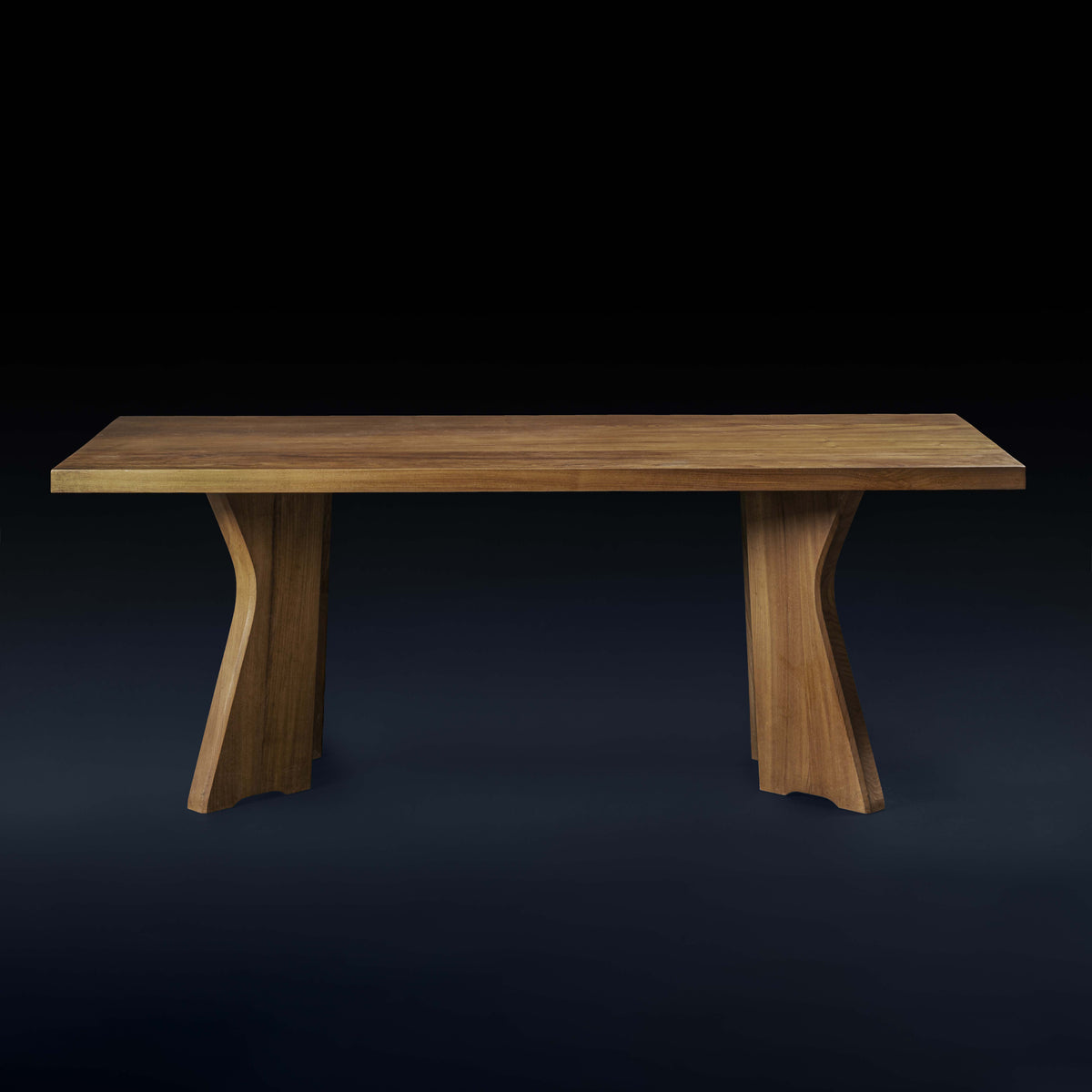 Claude de Moyen (XXe-XXIe siècle), Table de salle à manger