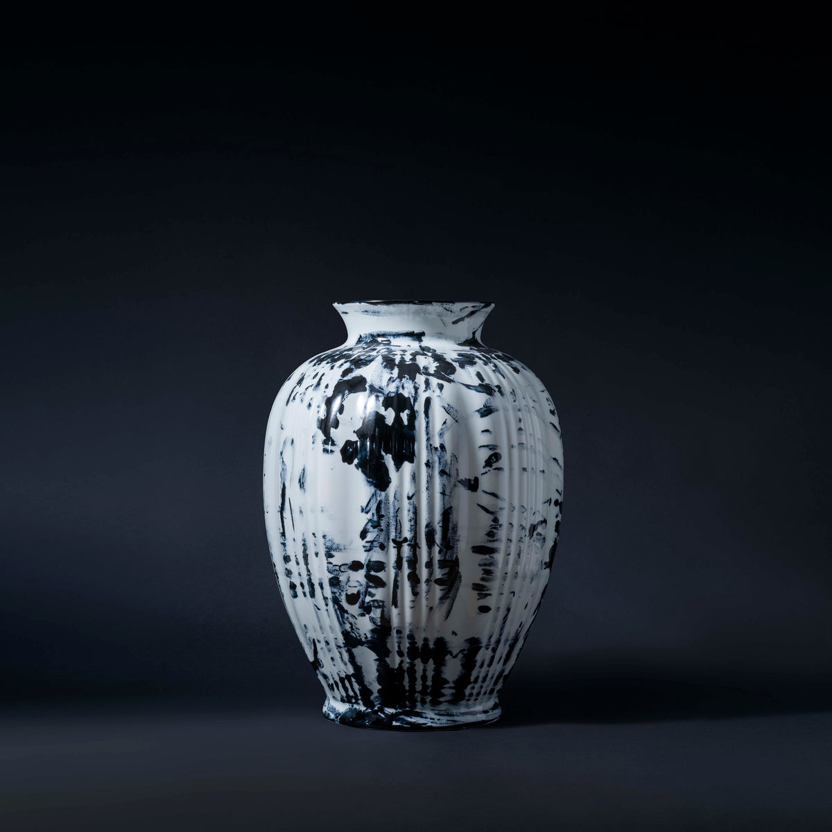 Vase One Minute Delft Black N°6, Marcel Wanders pour PINTO